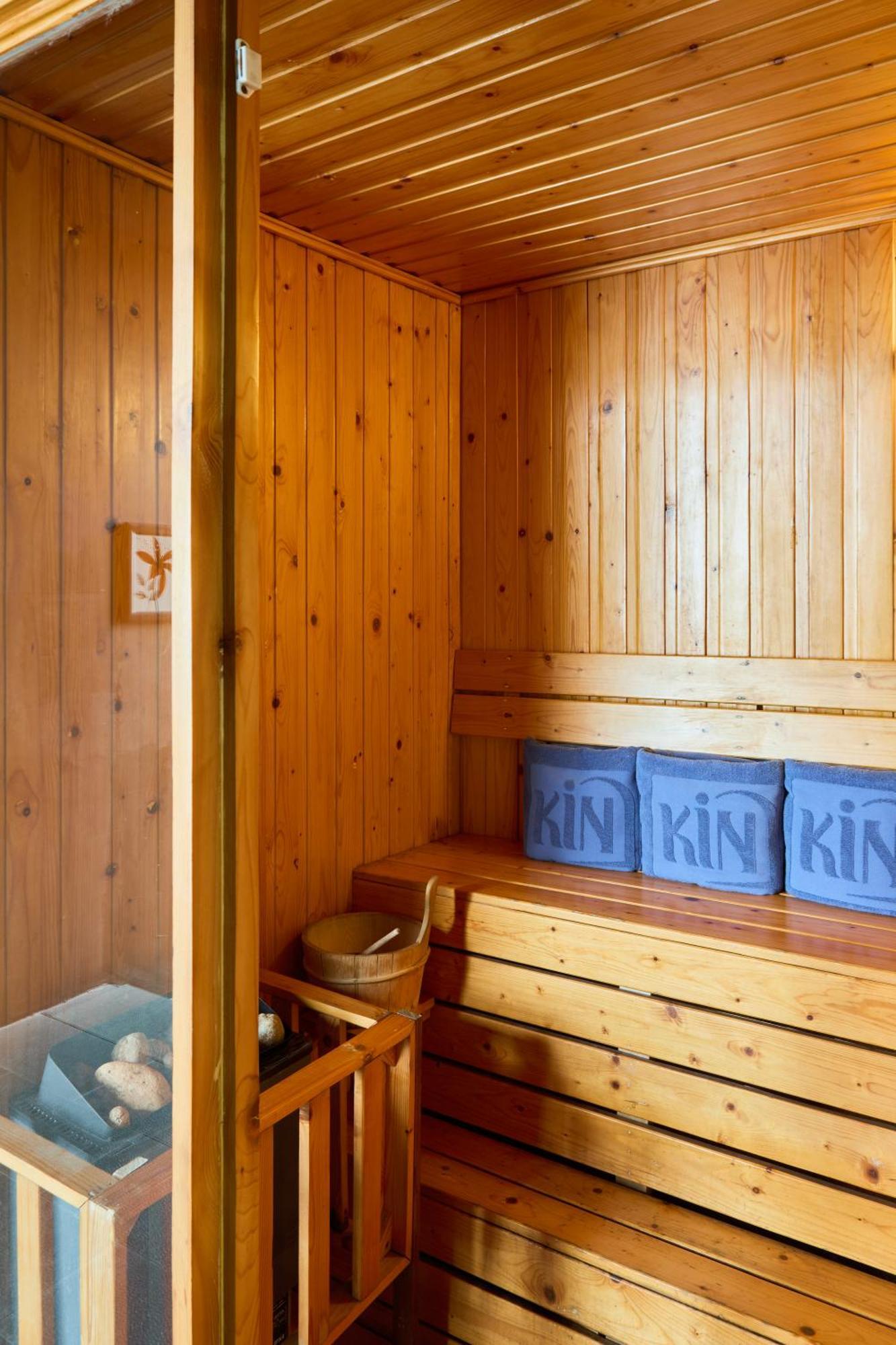 Kin Hotel Thi Sach Ho Şi Min Dış mekan fotoğraf